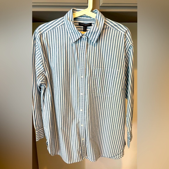 Banana Republic L/S Oversized Blue/White Striped Shirt, Size Small, 100% Cotton - Picture 7 of 8